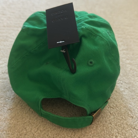 NWT - St. Patrick’s Day Shamrock Baseball Hat - Picture 2 of 6